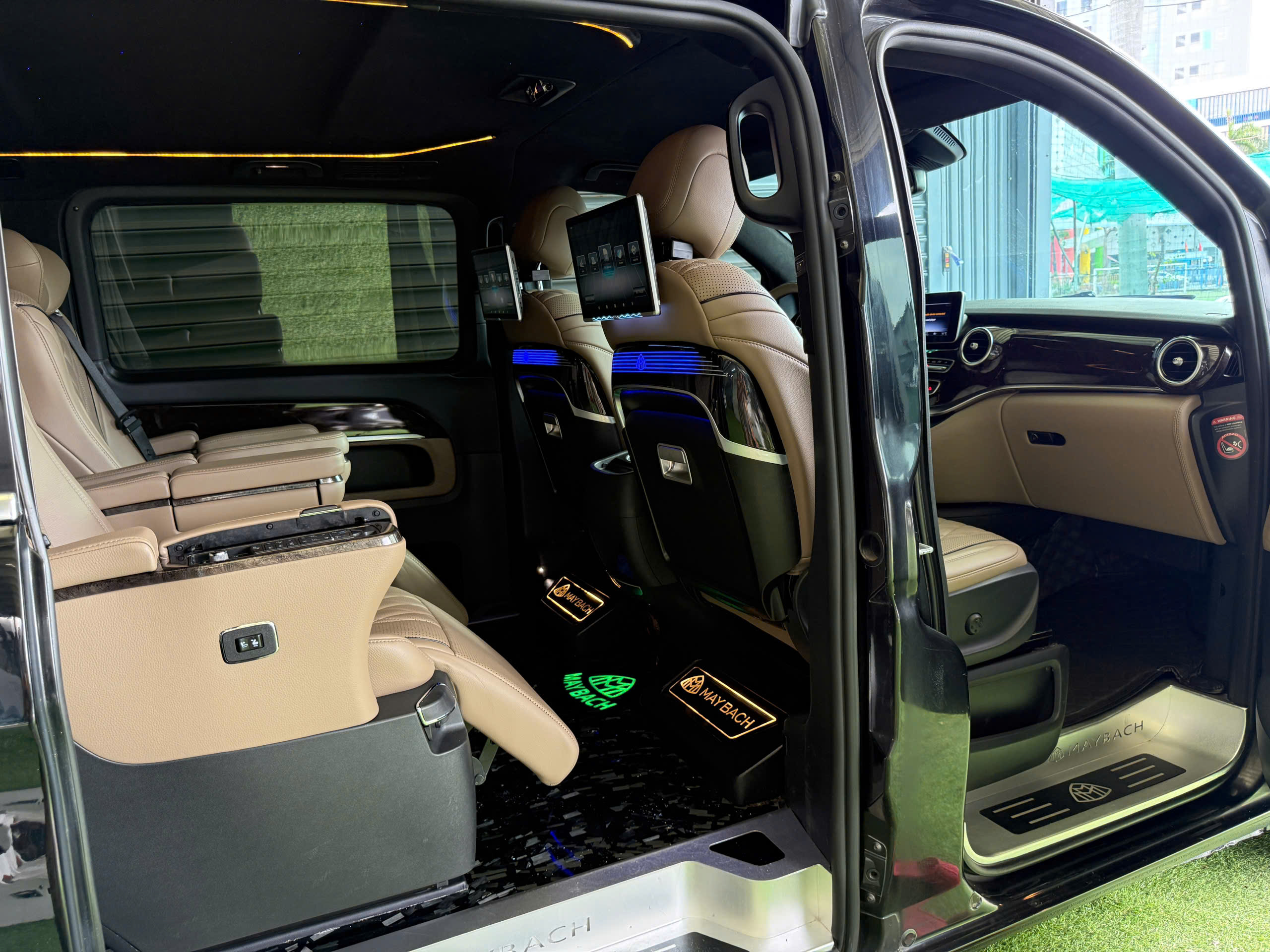 Đánh giá Mercedes-Benz V250